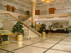 �Ϻ���ꖳκ��ȼٴ�/��ɽꖳκ��ͳǕ�(hu��)�h����