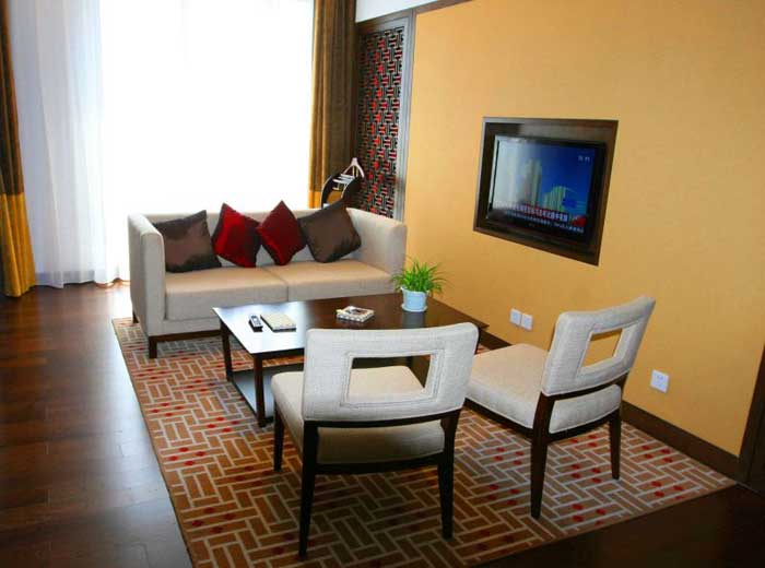 �׷�����